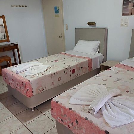 Amadeus Hawaii Apartments & Studios Sidárion Chambre photo