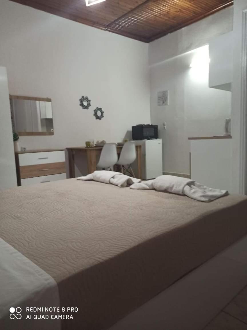 Amadeus Hawaii Apartments & Studios Sidárion Chambre photo